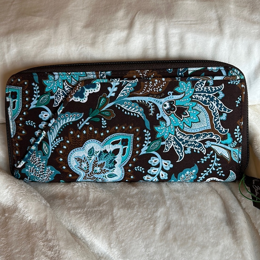 NWT Vintage Vera Bradley Clutch / Travel Document Organizer Java Blue